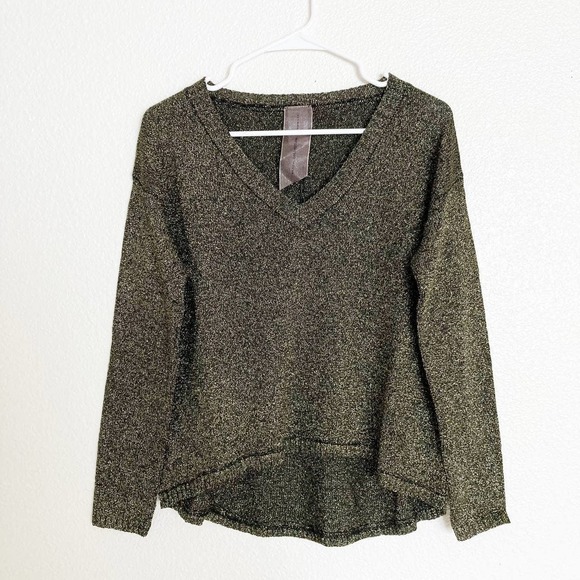 Gold Metallic Sweater Pullover V-Neck High-Low Hem Glitter Moon Collection Sz S - Picture 1 of 6